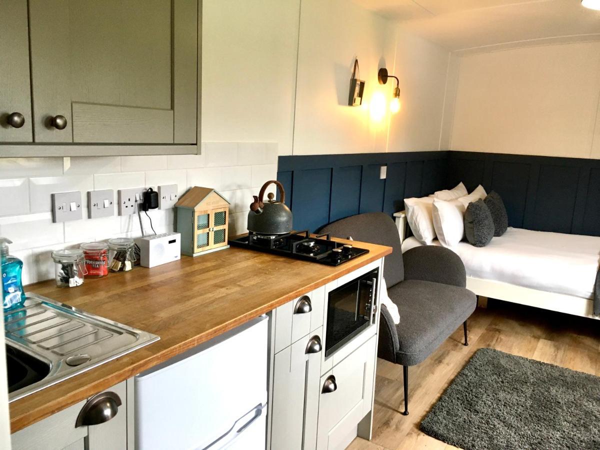 Ingleby Greenhow Rosemary Shepherds Hut, Clay Bank Huts מראה חיצוני תמונה